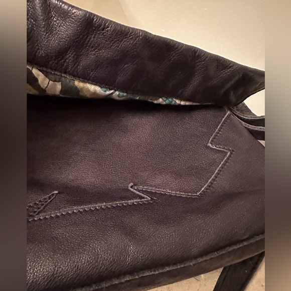 LIEBESKIND LEATHER CROSSBODY BAG! - Picture 6 of 9